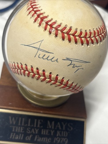 Willie Mays firmato Leonard Coleman con supporto in legno vintage e targa Hof 1979 - Foto 4 di 14