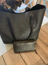 2pc Mark and Graham Daily East West Leathe rTote Bag With Classic Wallet New