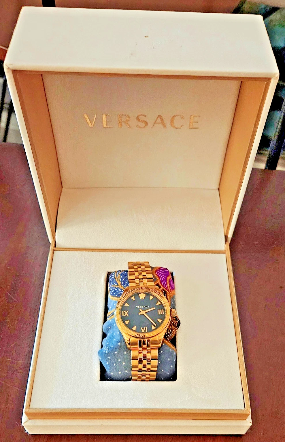 Orologio Donna Versace Greca Quadrante Nero VEPX01321 Ottime condizioni