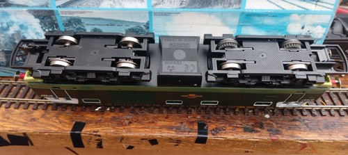 Hornby 00 Gauge Class 35 Hymek DCC Fitted BR Green Livery Lot 5 - Picture 11 of 19