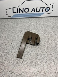 BMW 5 E60 Details zur Sitzverkleidung 7007699 3.00 2005 33961005