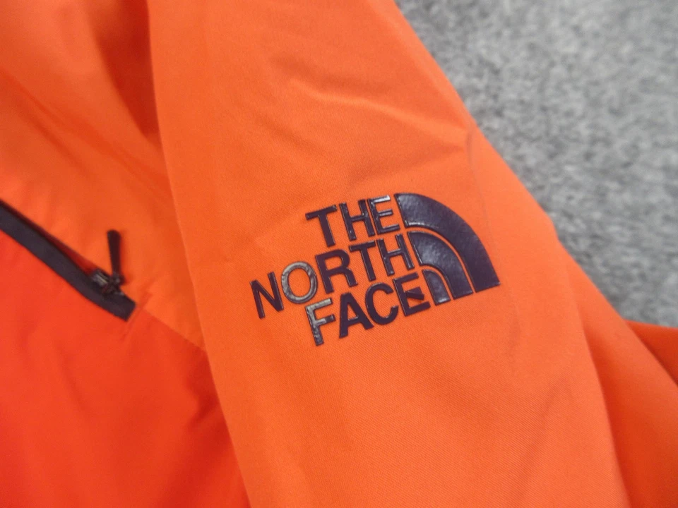 Jaqueta feminina The North Face pequena laranja com capuz isolada esqui neve NF0A3CA7 - Imagem 4 de 4