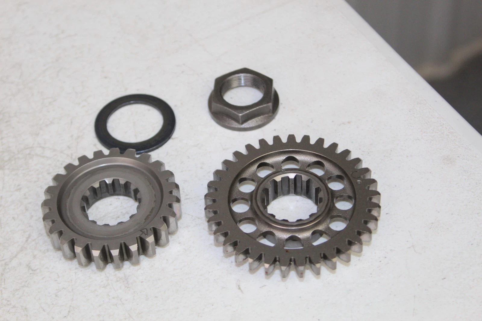 2006 - 2009 Yamaha YZ450F OEM Primary Drive Gear set Nut YZ 450 8/32