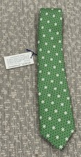 Vineyard Vines 100 Silk Neck Tie Green Winter Theme - New With Tags  