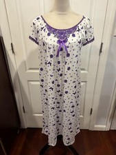 Women Shrt Slve White Nightgown Purple Floral Butterflies Sz L/XL 40"L x 22"W
