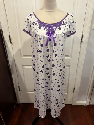 Women Shrt Slve White Nightgown Purple Floral & Butterflies Sz L/XL 40''L x 22''W
