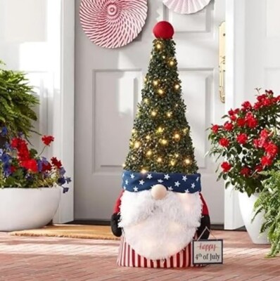4th of July - 40 in Gnome Topiary Members Mark LED light twinkling effect
