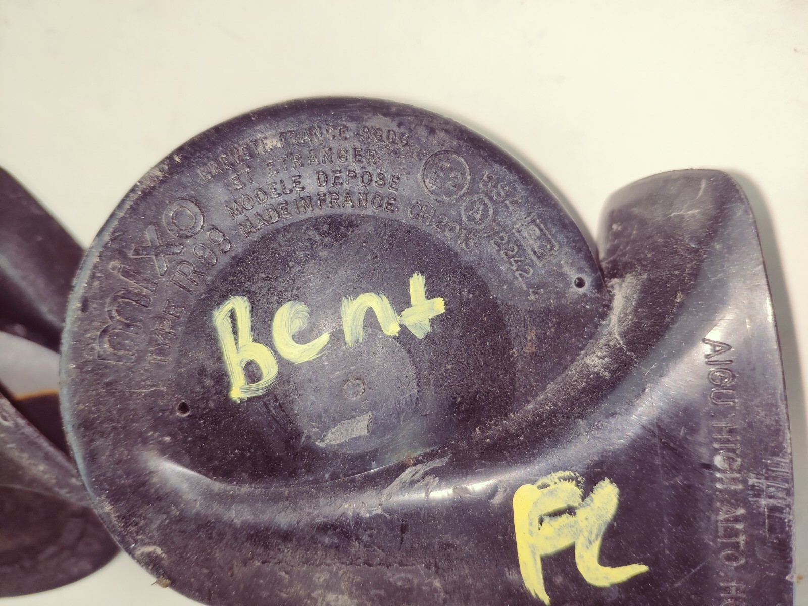 Bentley Eight 1987 front left Horn Siren 