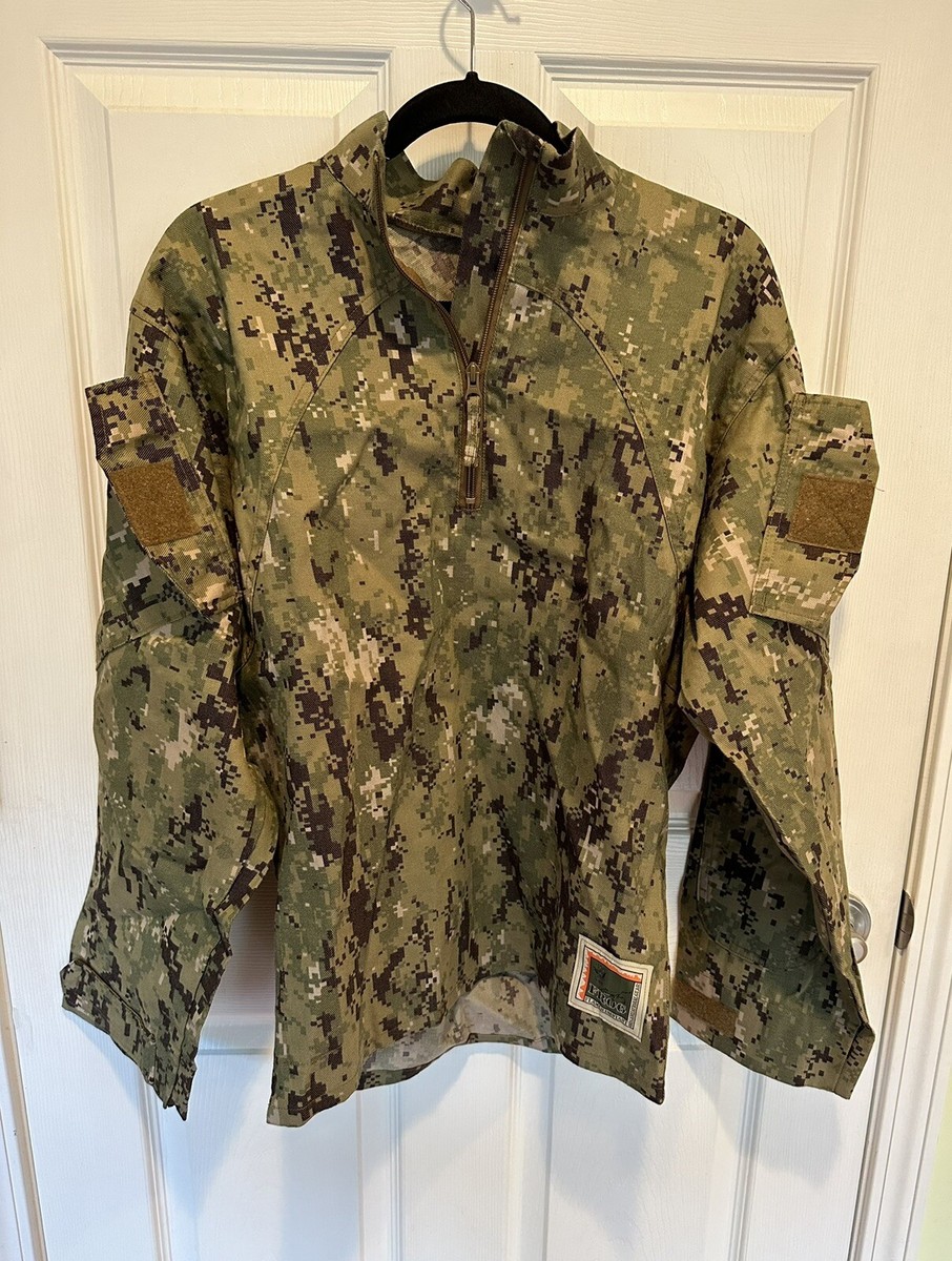 米軍実物　未使用　USMC FROG コンバットシャツ　S-R ② US 米軍実物 USMC FROG コンバットシャツ ウッドランド マーパット