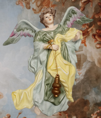 Angel 6 inch by Eda Mirsky Mann 1982 and Milano Porcelain Russian Jewish England