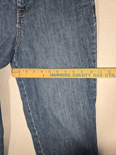 SKYE & CO SIZE 12P DENIM WOMENS CAPRI JEANS EUC - Picture 6 of 9