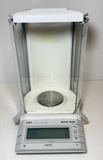 Mettler Toledo Laboratory Lab Digital Analytical Balance Scale, Model: AG104