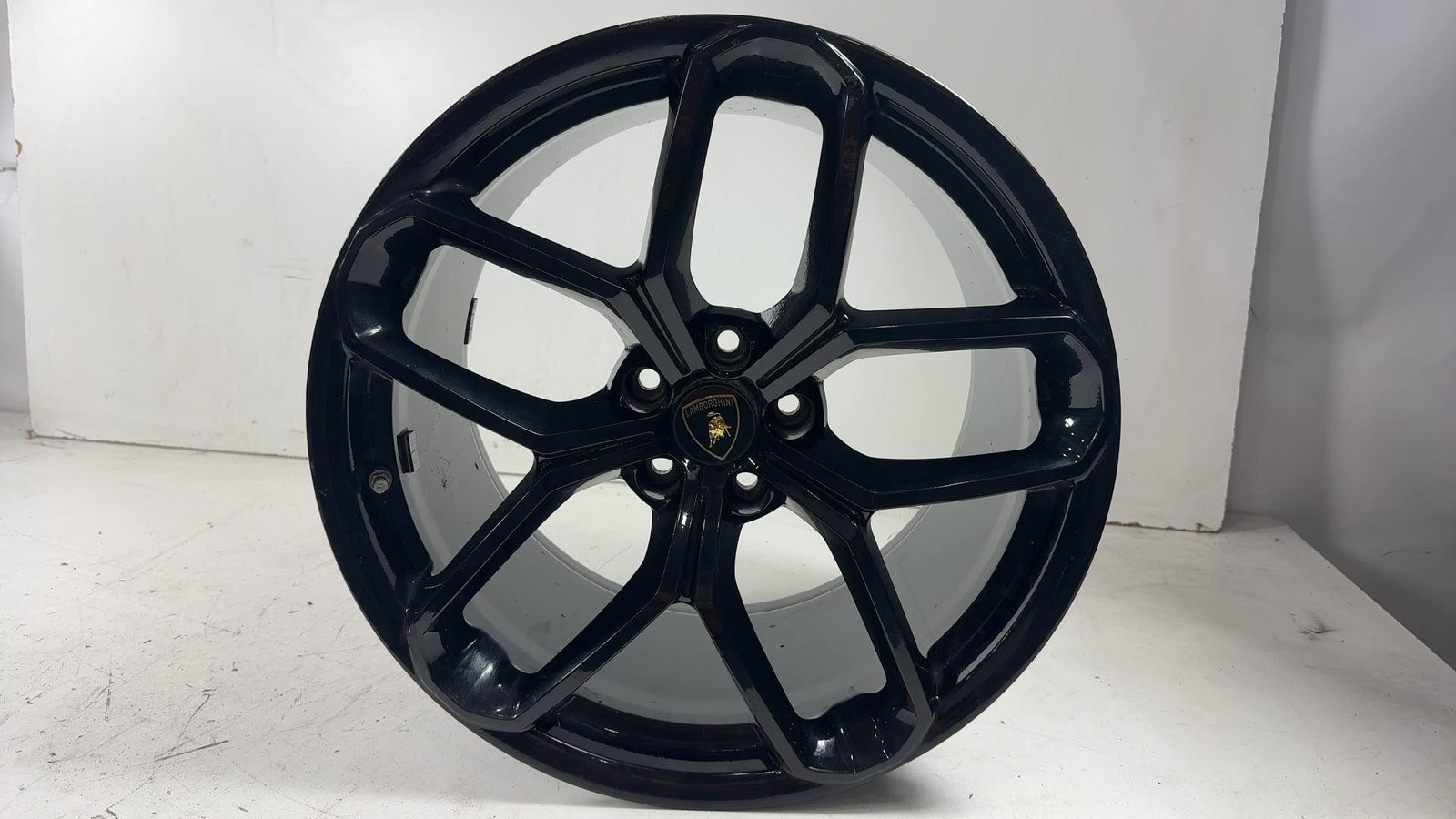 Lamborghini Huracan Evo OEM 19" Black Rear Kari Wheel Rim