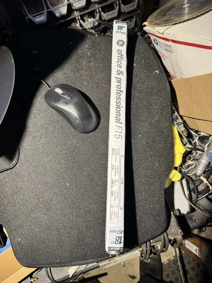 Philips F15T8 Fluorescent 15-Watt Lamp Light Bulb 15W 18" professional office - Image 2 of 3