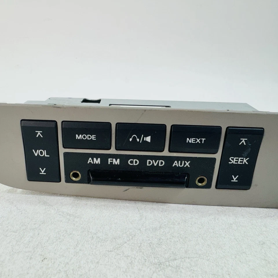 Control de clima y audio Infiniti QX56 2004 2005 2006 2007 CY-CN7360X 282607S004 Foto 2 de 4