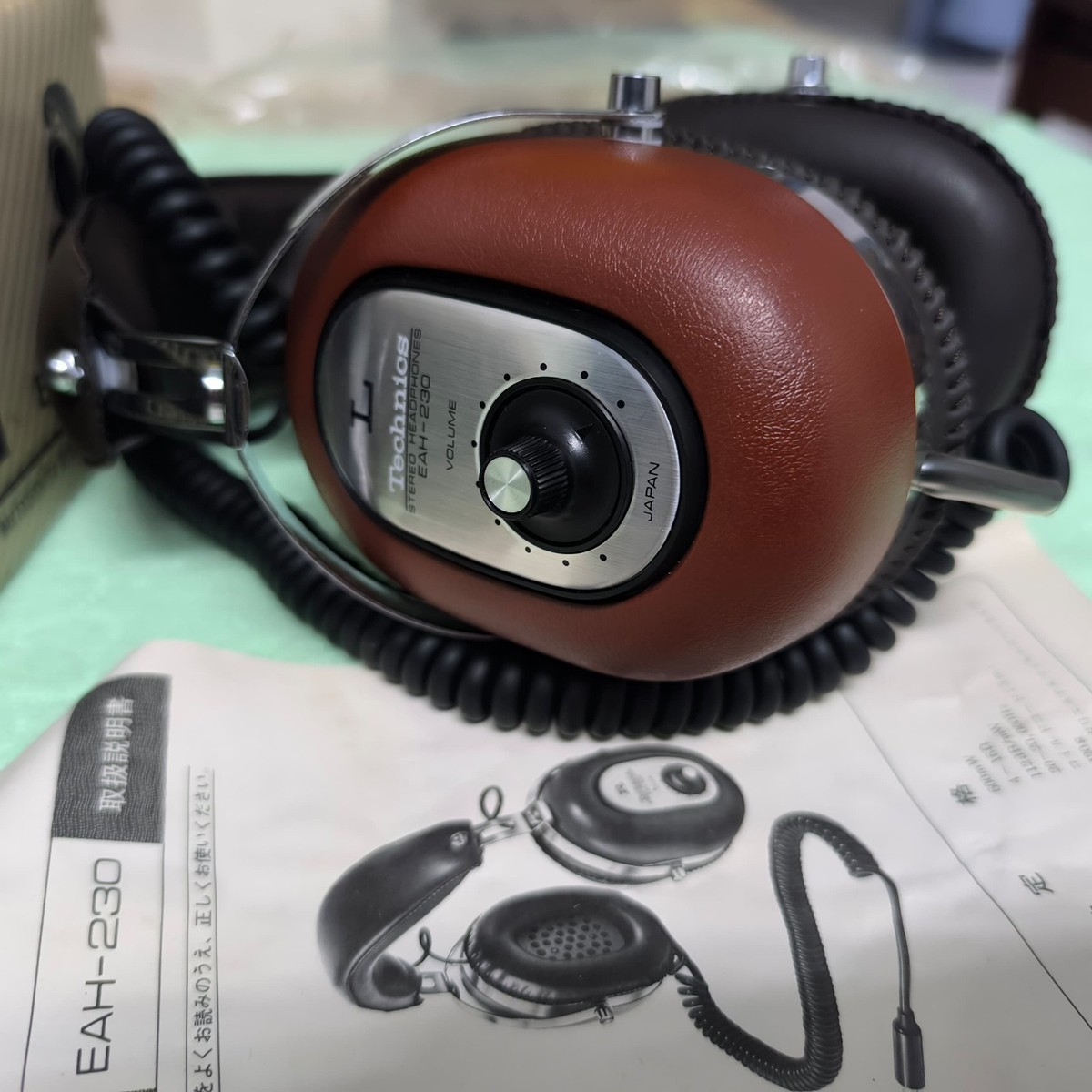 Technics EAH-230 Headphones Rare Tested Good complete Box