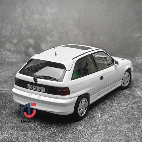NOREV 1:18 Opel Astra GSi 1991 UNOPENABLE alloy car model simulation - Picture 6 of 8