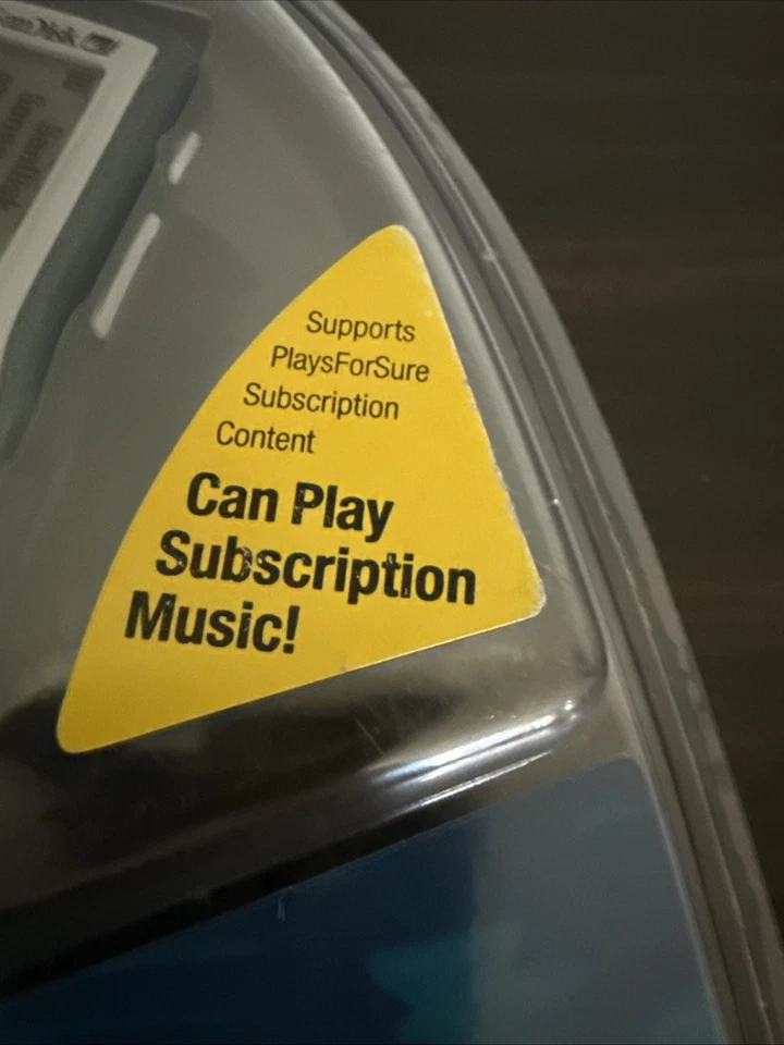 SANDISK SANSA m260 MP3 Music Player 4GB Blue (FACTORY SEALED) - Image 4 of 4