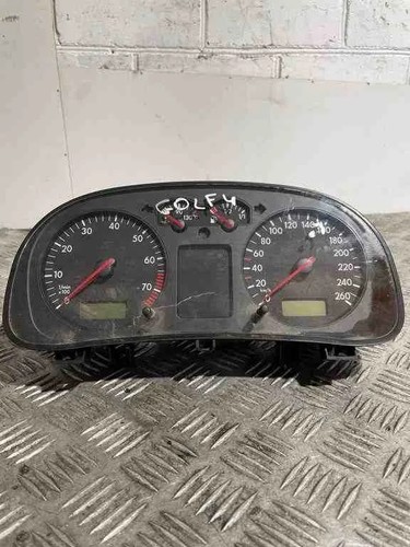 VW GOLF IV Variant 1J5 Kombiinstrument 0263618005 1J0920801B 32456676