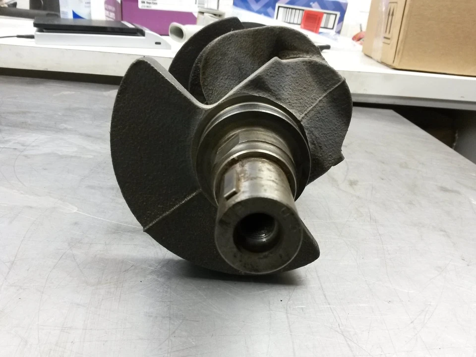 Crankshaft Standard From 1988 Chrysler New Yorker 3.0 - Image 3 of 4