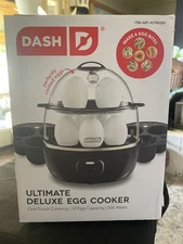 Dash 17 piece egg cooker + Steamer 12 egg capacity piping bag 20+ recipes NEW