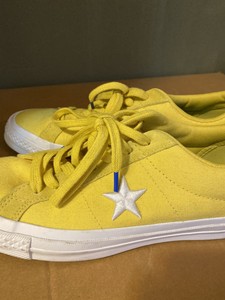 yellow converse size 7