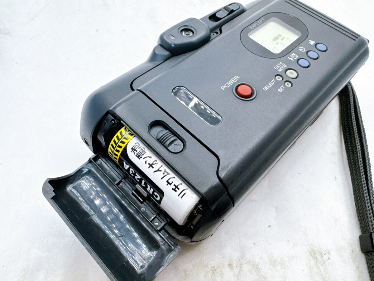 Fujifilm DL-700 ZOOM Black Point & Shoot 35mm compact Film Camera