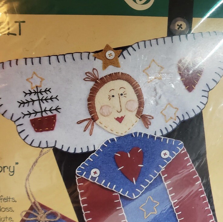 BUCILLA Alma Lynne ANGEL Of GLORY Felt Applique STOCKING KIT Primitive Christmas