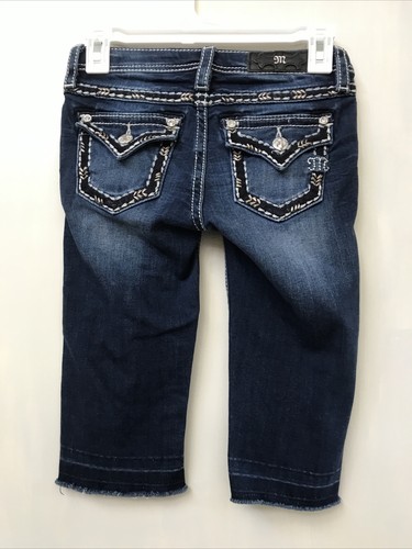 Miss Me Jean Capris sz 12 JK5014P185 Raw Hem Rhinestones Embroidery Pockets - Picture 3 of 4