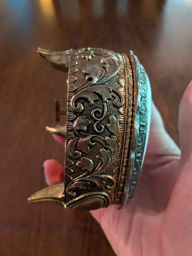 Vintage Heart Sankyo Music Box Jewelry Gold Ornate Floral Needs Repair JB4 - Picture 10 of 10