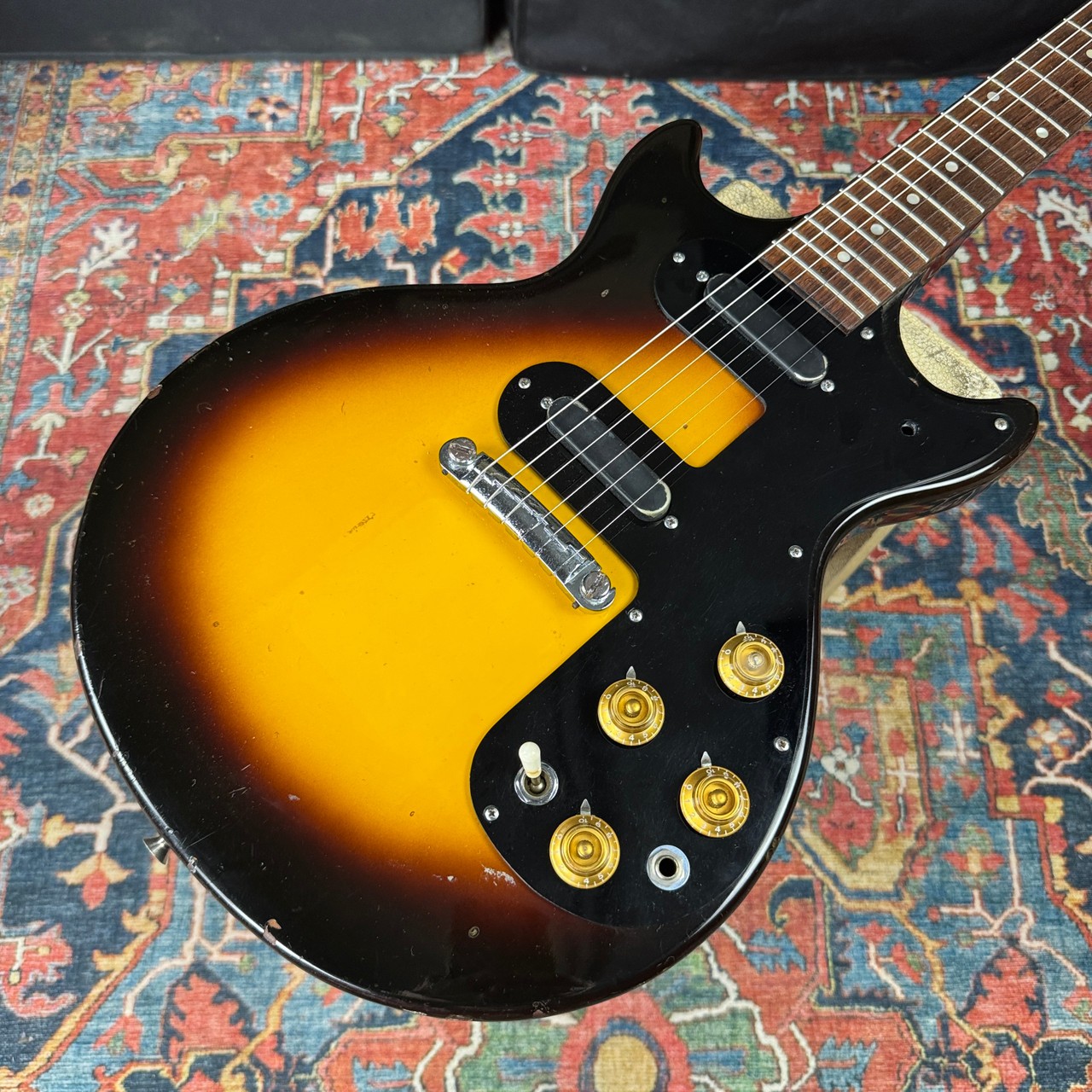 Greco Melody Maker Model MG-600 Maxon Pickups - 1975