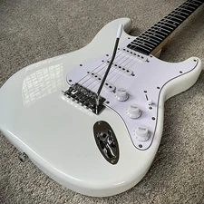 Full-Size Olympic White Electric Guitar with Rosewood Fretboard, S-S-S Pickups