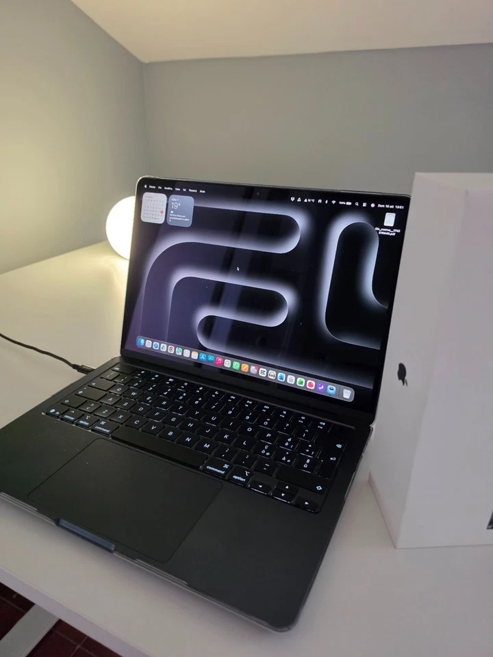 Apple MacBook Air 13" M4 · 16GB · 512GB, foto 2 di 5