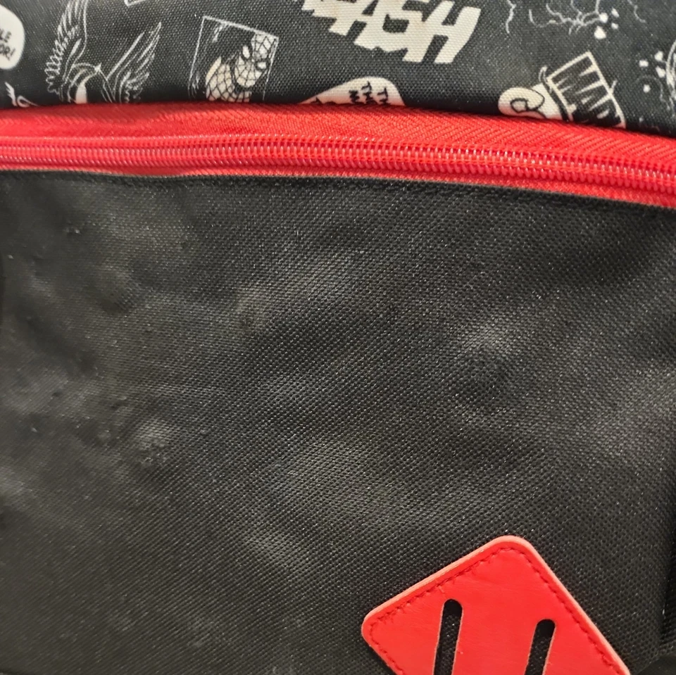 Mochila Marvel Avengers Assemble Mochila Estampado Cómic 17" Foto 2 de 4