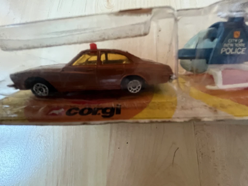 Modellautos Corgi Junior Kojak in OVP von 1979, Buick und Helikopter, Made UK - Bild 4 von 4