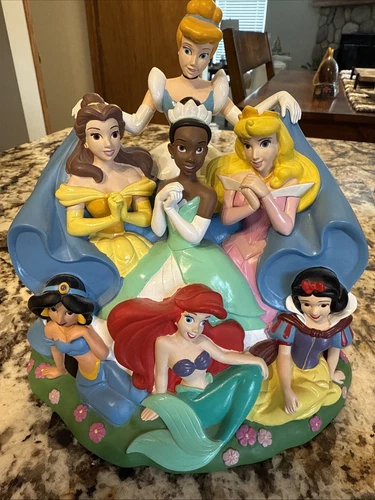 Vintage Disney Piggy Bank Featuring Disney Princesses 9x7x4