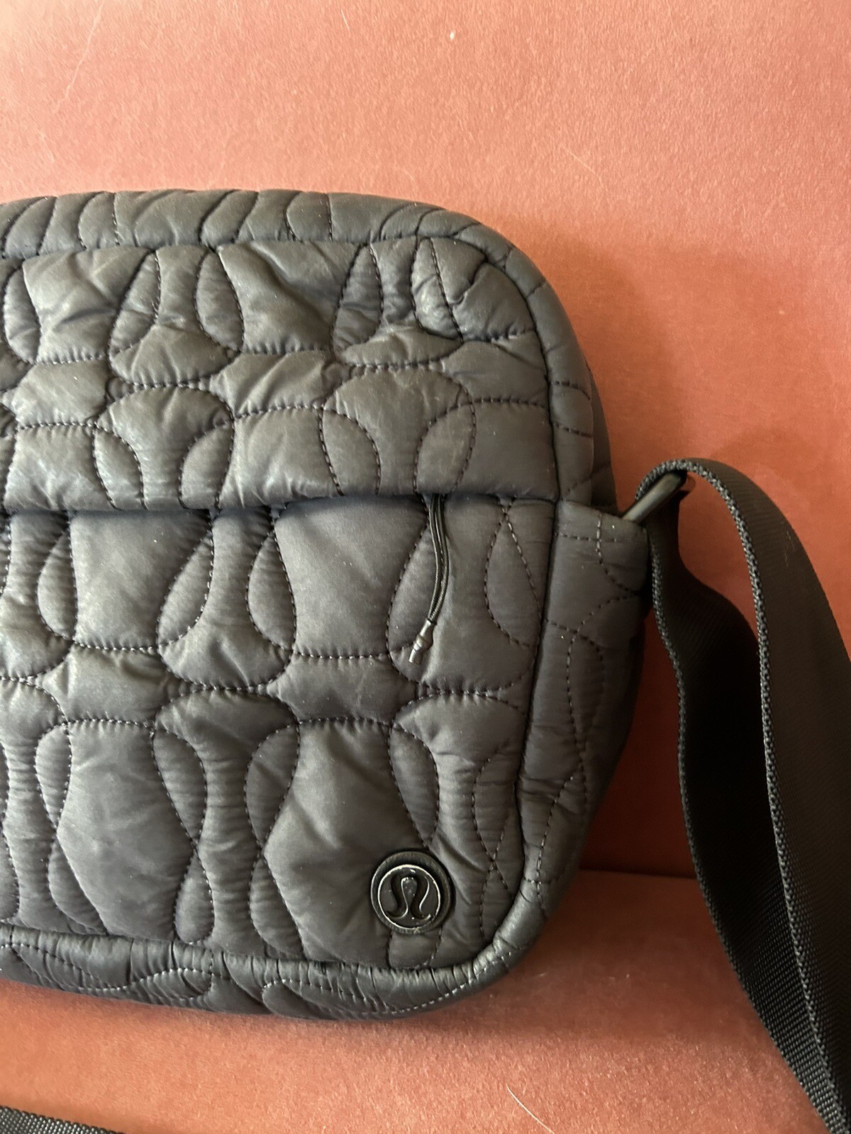 128 Lululemon Quilted Embrace Crossbody Bag Black Purse 4L Adjustable Strap eBay