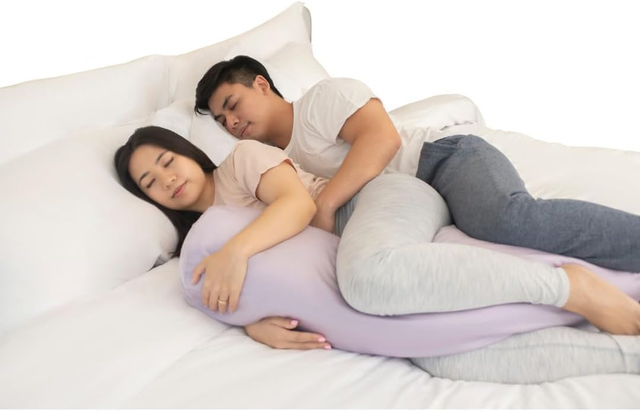 With Soft Microfiber Technology