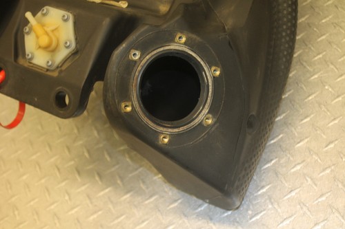 2001 BMW F650GS GAS TANK FUEL CELL PETROL RESERVOIR - Picture 3 of 10