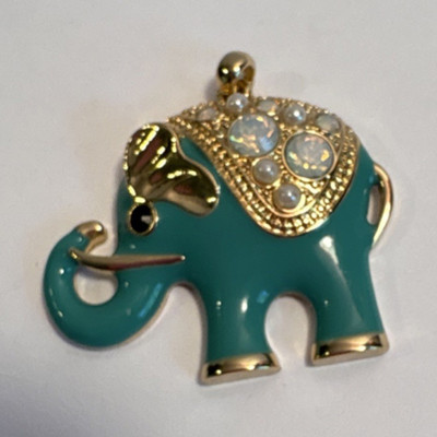 NRO Elephant Brooch Turquoise Enamel Gold Tone Signed Animal Jewelry