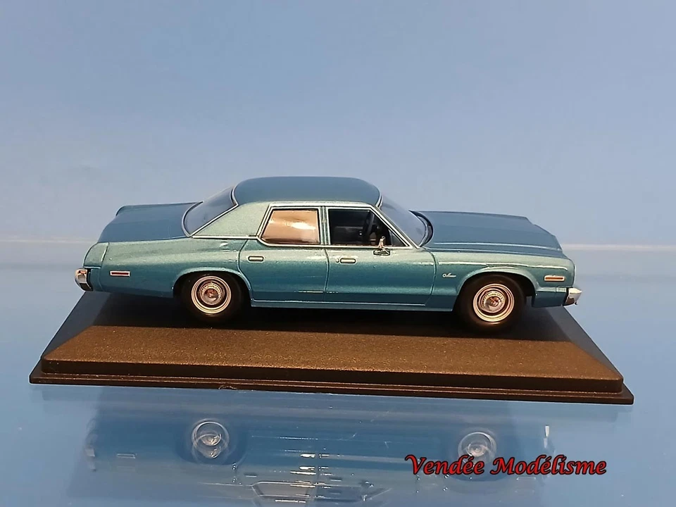 Voiture de collection - Dodge Monaco 1974, Minichamps 1/43 - Photo 4/4