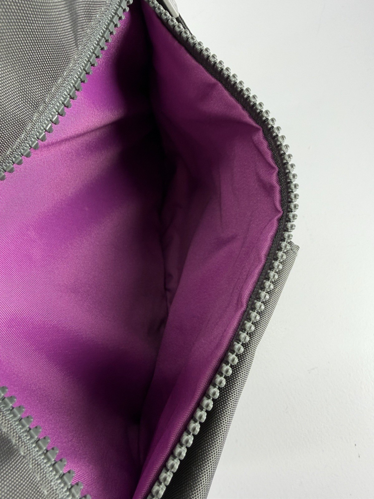 Baggallini Gray Polyester Crossbody Shoulder Bag … - image 4