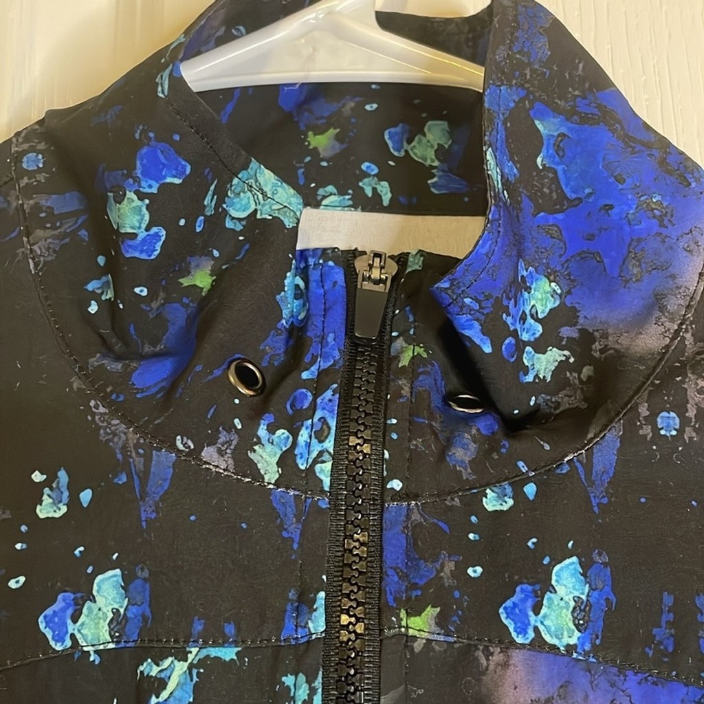 FABLETICS Zip Front Closure Windbreaker, Women's … - image 6