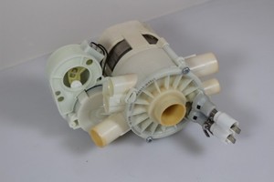 Miele G 4943 i Umwälzpumpe Heizpumpe Pumpe Mppw 01-31/4 04737032 10116776