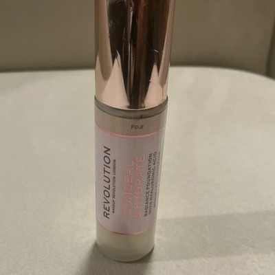 Makeup Revolution Conceal & Hydrate Foundation F0.2 Radiance Hyaluronic Acid