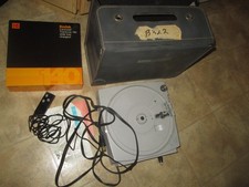 kodak ektagraphic slide projector W case/Extra bulb/remote/New CAROUSEL 140 SLID