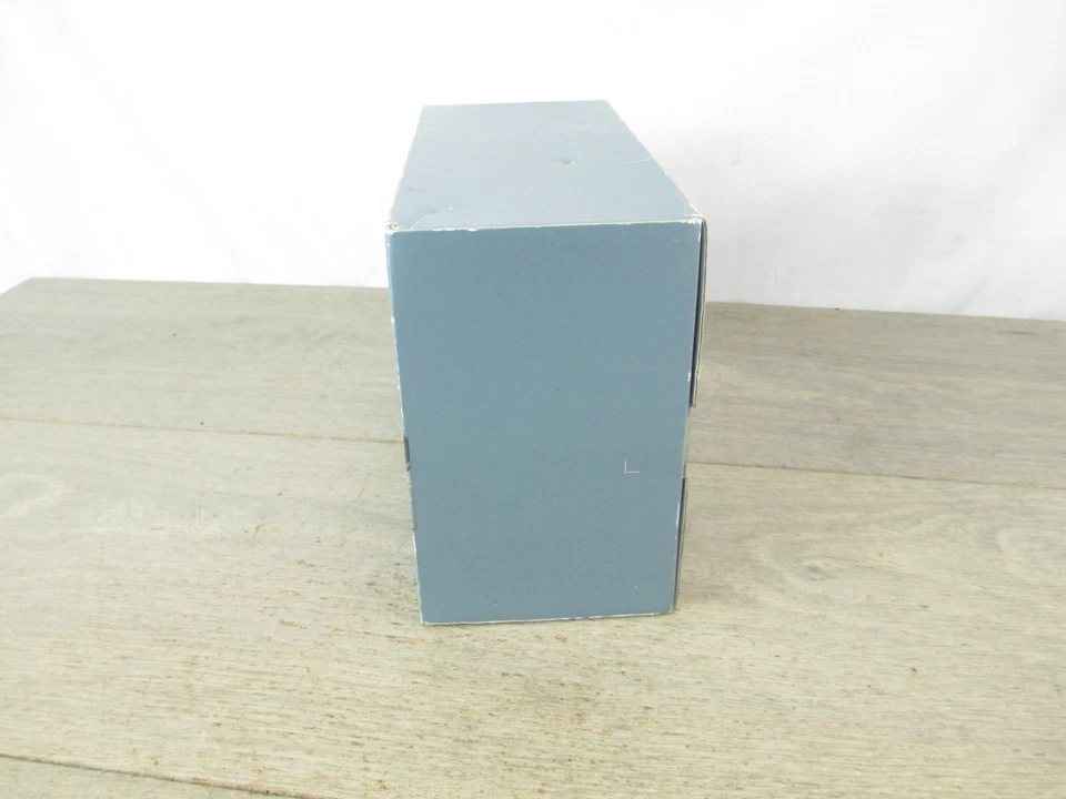 Brand New-Samsung Gear VR Oculus SM-R322- works with Note 5, S6, S7 and edge - Image 2 of 4