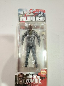 Walking Dead Series 4 Gas Mask Riot Gear Zombie McFarlane Toys New In Package