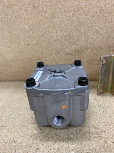 CAT air valve, relay, scraper 621B pn#8X-6703 - Picture 3 of 3