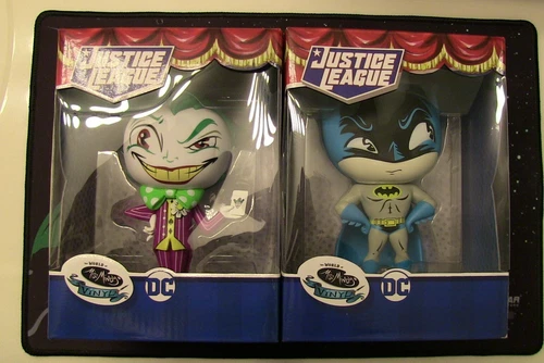 THE WORLD OF MISS MINDY VINYL DC JUSTICE LEAGUE JOKER AND BATMAN - In Hand